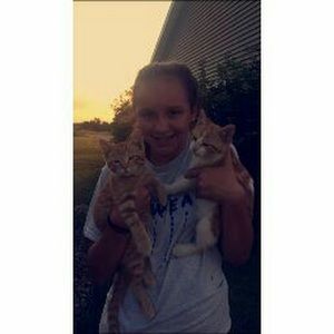 Meet your Posher, Ella